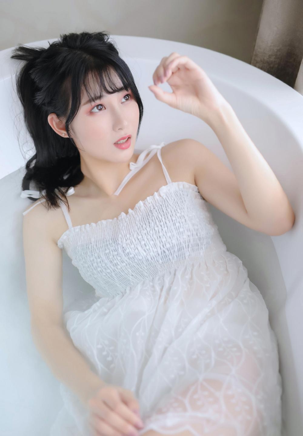 十八禁h文污到湿 三角裤之情