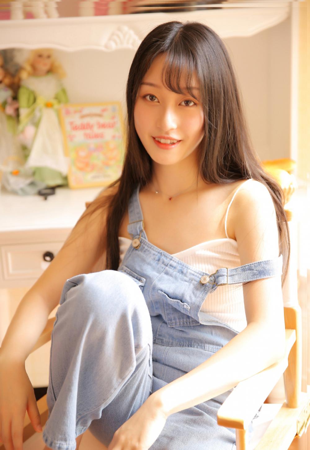 我跟同桌的相处的二三事 我喜欢她却不自知