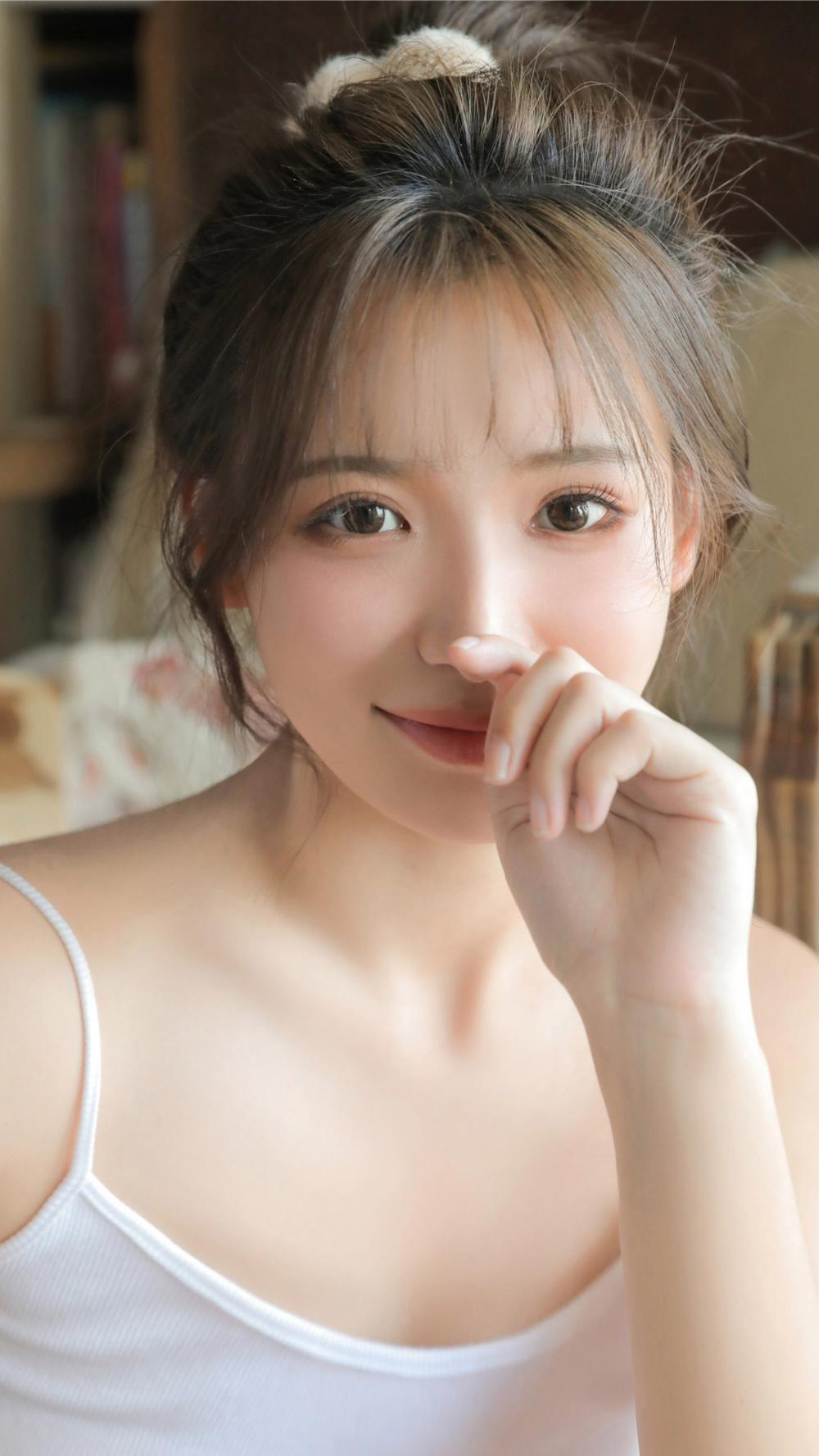 娇妻貌美如花,她经常和男客人在尼姑庵私会