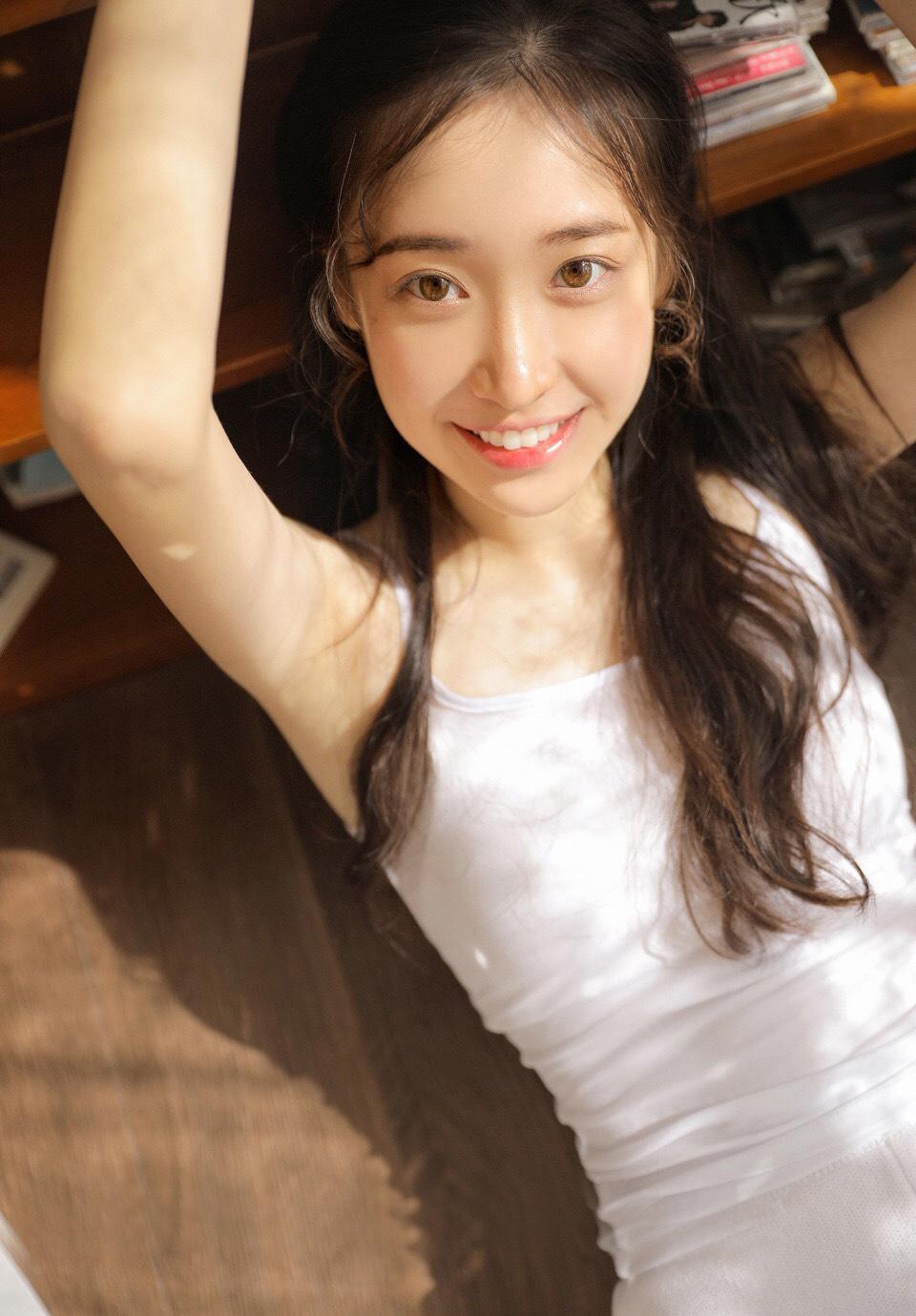 云木yun 被粗暴 绑 跪 玩弄 美女自己叉开腿动态图