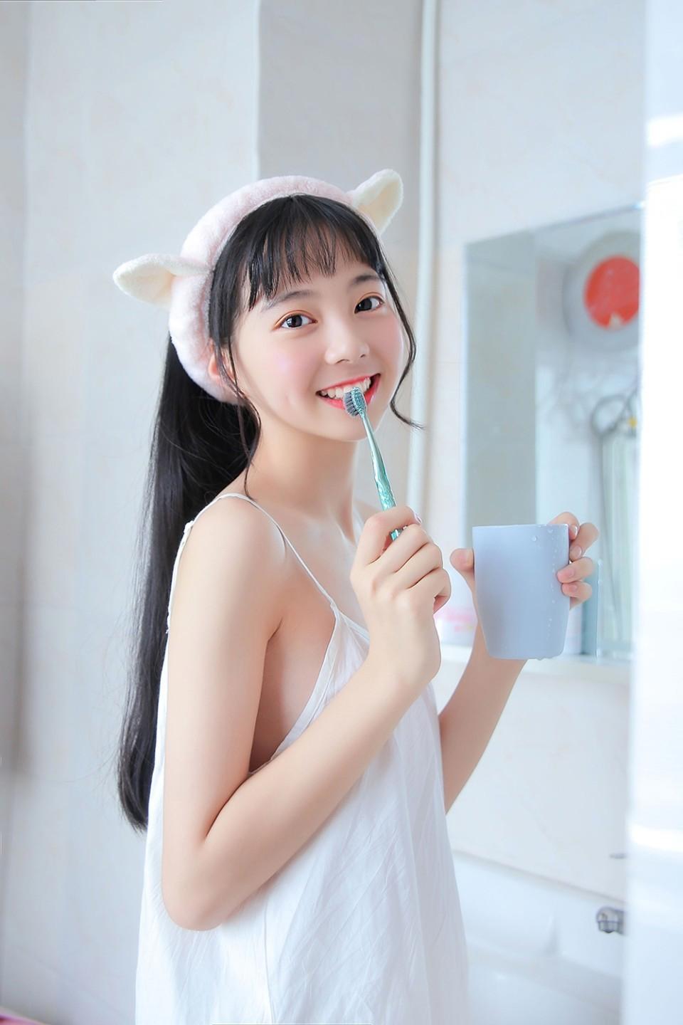 被我捉奸在床她居然不慌不忙