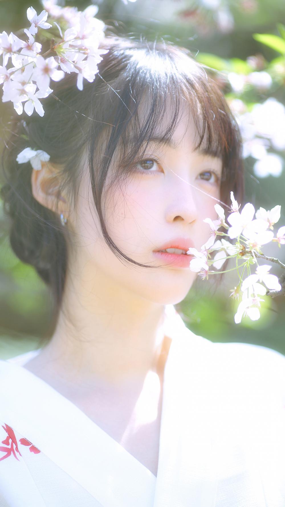 孩子,妈妈把你背回来了