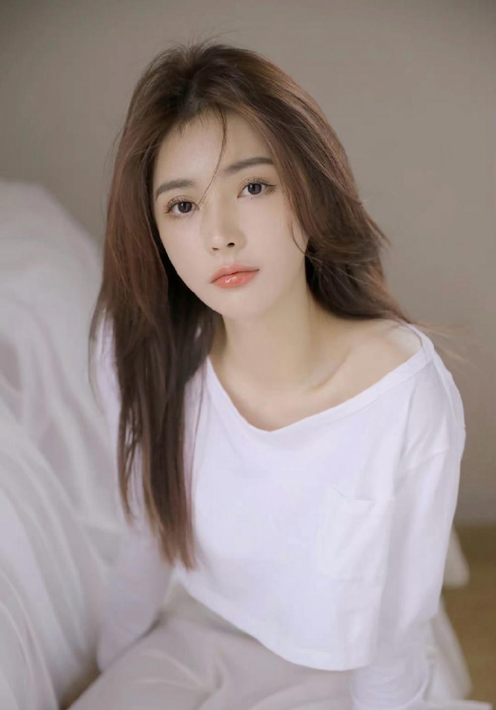 声色场所归来却看到老婆出轨