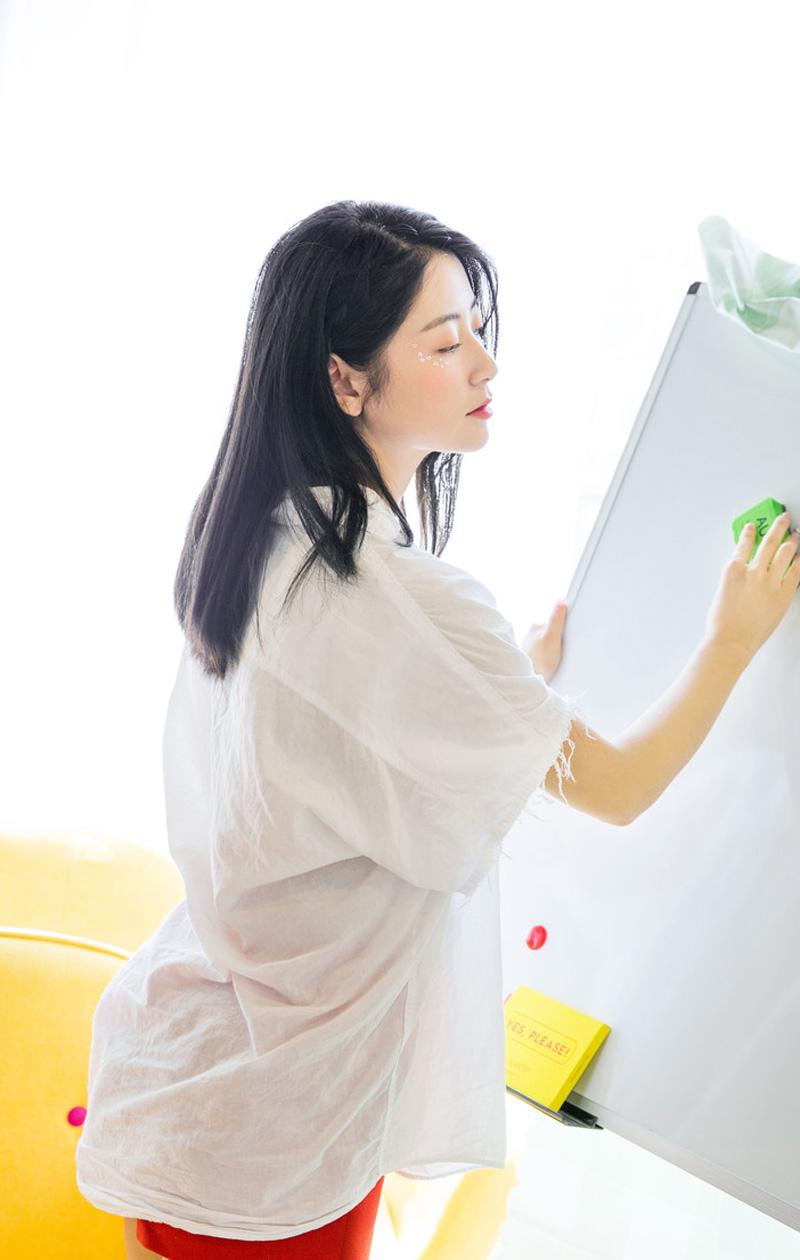 恋爱解惑：妹子非常抗拒与我接吻怎么办？