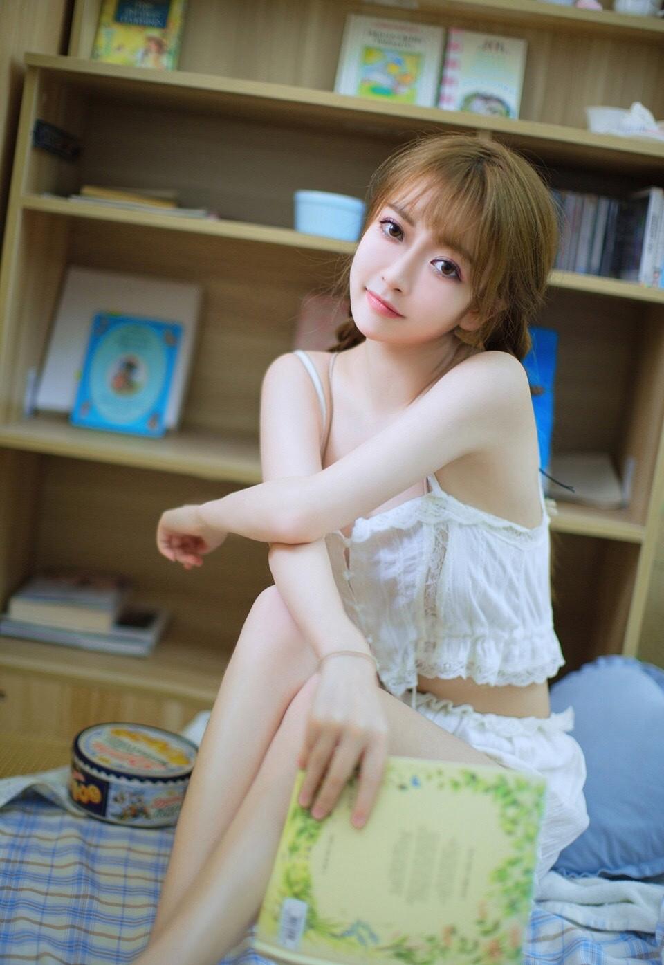 我在婚房里诱惑了前夫，老公问我他和前夫谁的大