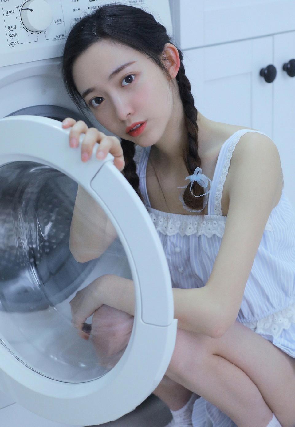 一次深喉口爆的经历 口述:漂亮技师诱惑我出轨 被按摩女一夜口吹5次