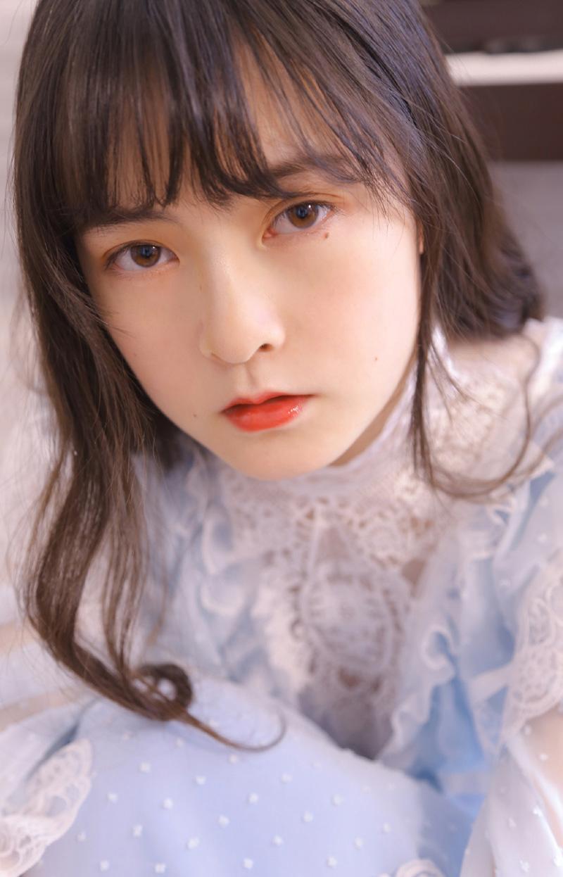 及时安慰她的脆弱