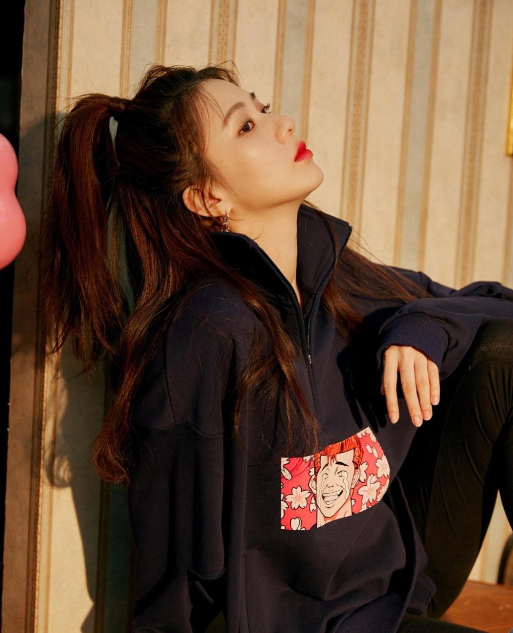 撕咬吸吮她粉红的奶头 交换美妇系列小说