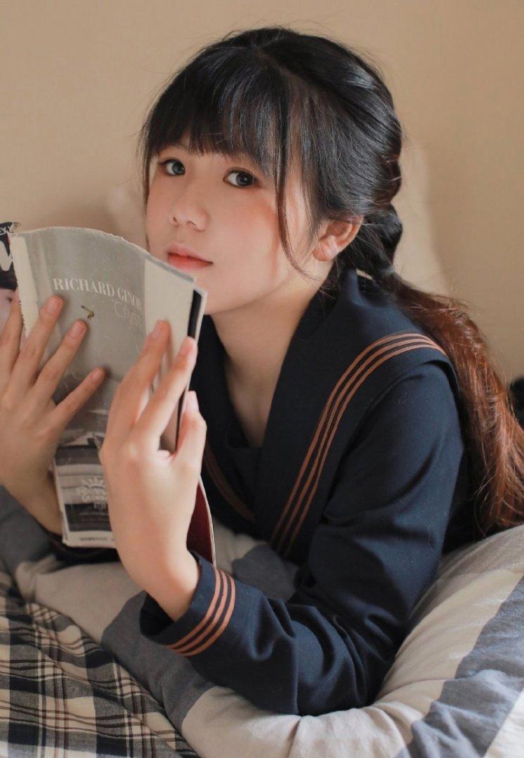 子宫好涨别灌了 买不起卫生巾穿血裤子被老瘸子那个
