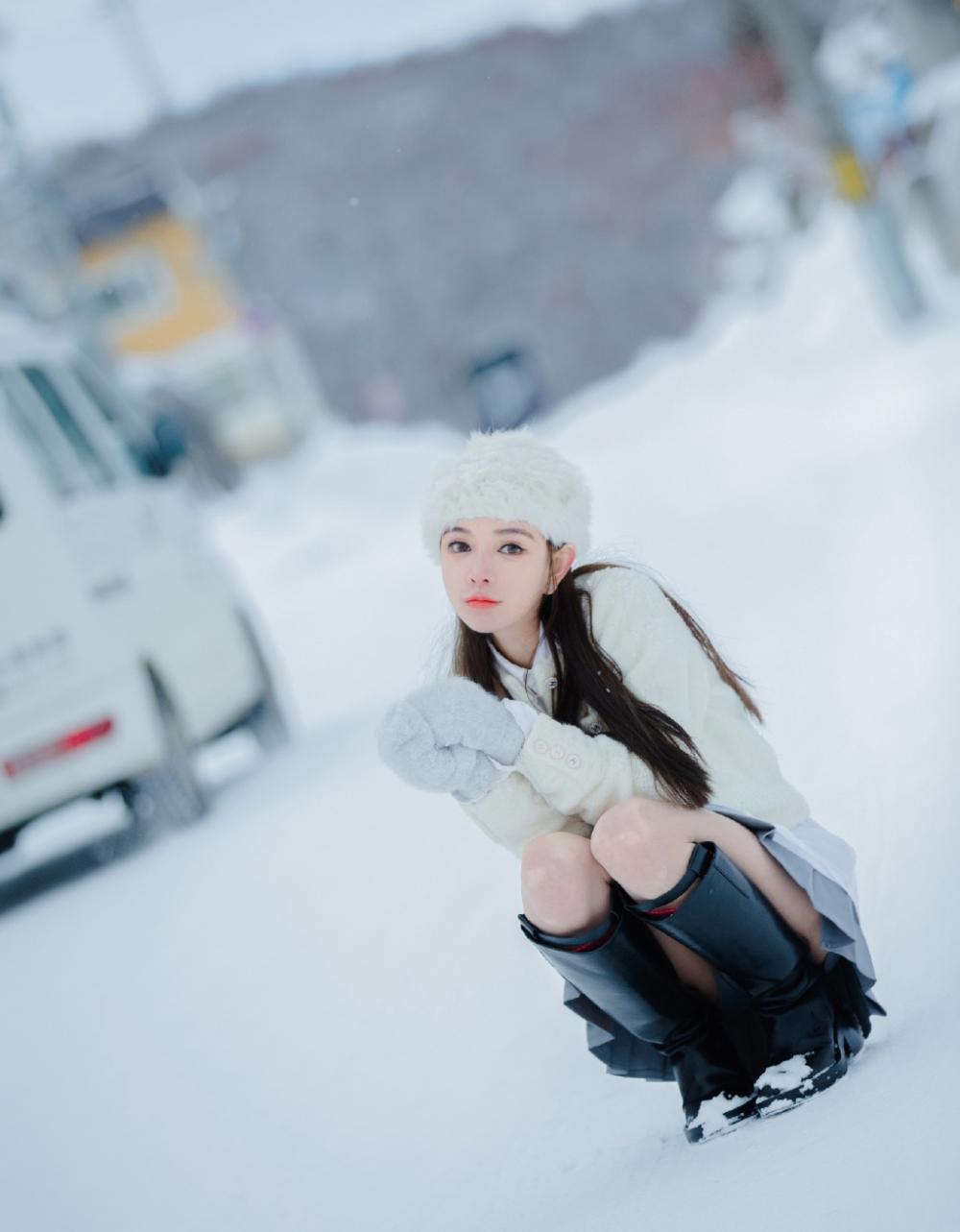 爱是苦莲_生活故事