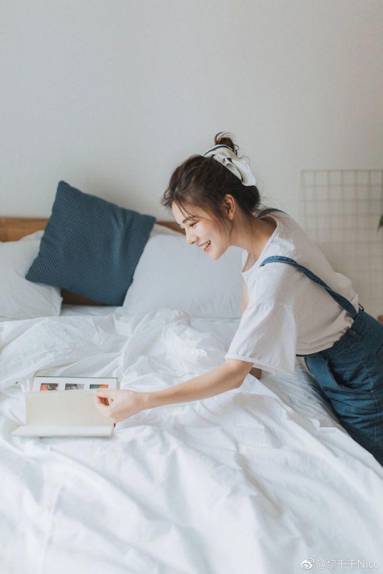 夜总会经理和女老师的两夜缠绵