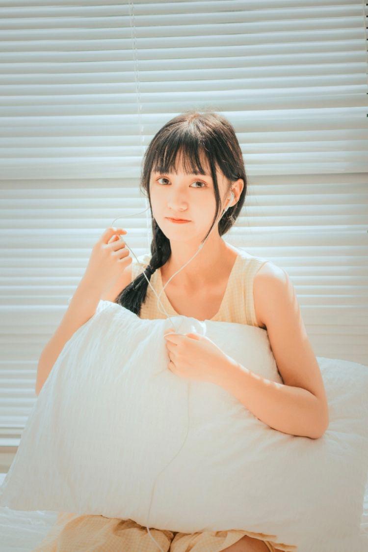 各种道具塞女主带出去文 插女网友小说