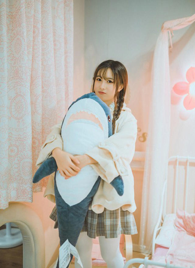 被老板老板摸来摸去 老板好酥好麻 在办公室用舌