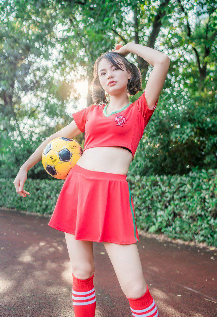 老公不在家晚上我一个人住 半夜我听到了奇怪的声音