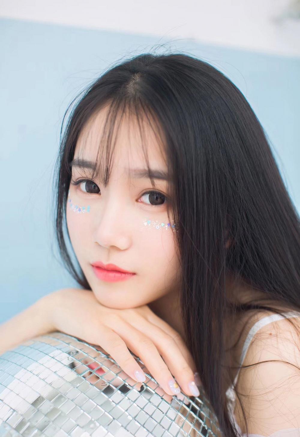 准婆婆买的婚房，隔壁是灵堂