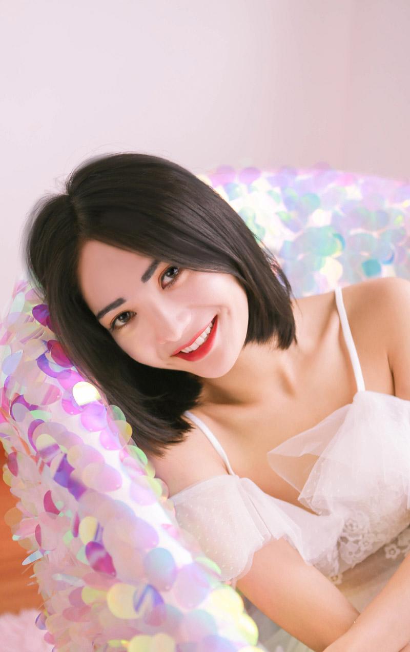 方寸间欲望 偷窥电梯里销魂一刻