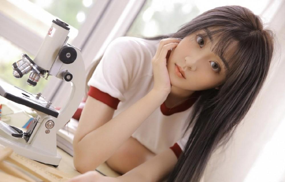 【图】武道至尊 撞见继母和老公在浴室沉沦