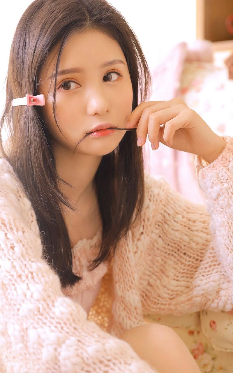 男人吃奶 嗯啊好深顶到头了