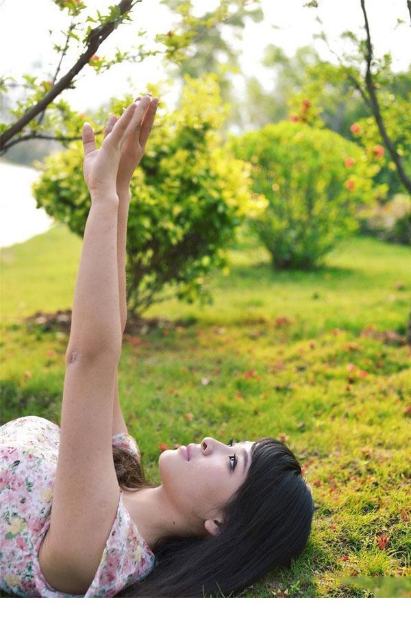 我忍不住性感舅妈勾引 大玩车震呻吟不止