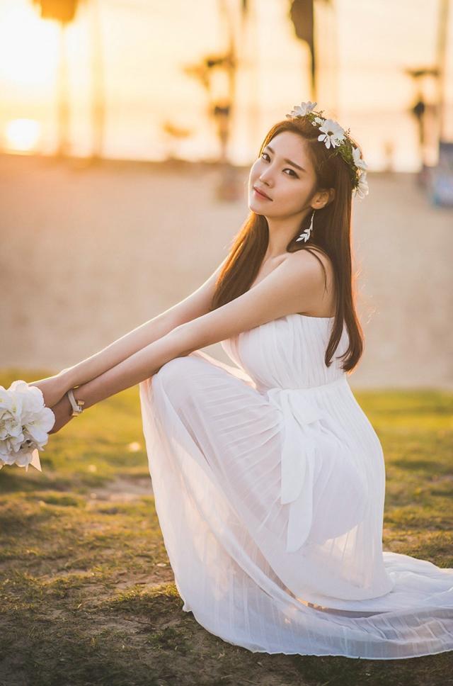 我很无能，我忘不了死去的男友，真的接受不了他的突然离世，我想过要去陪他？