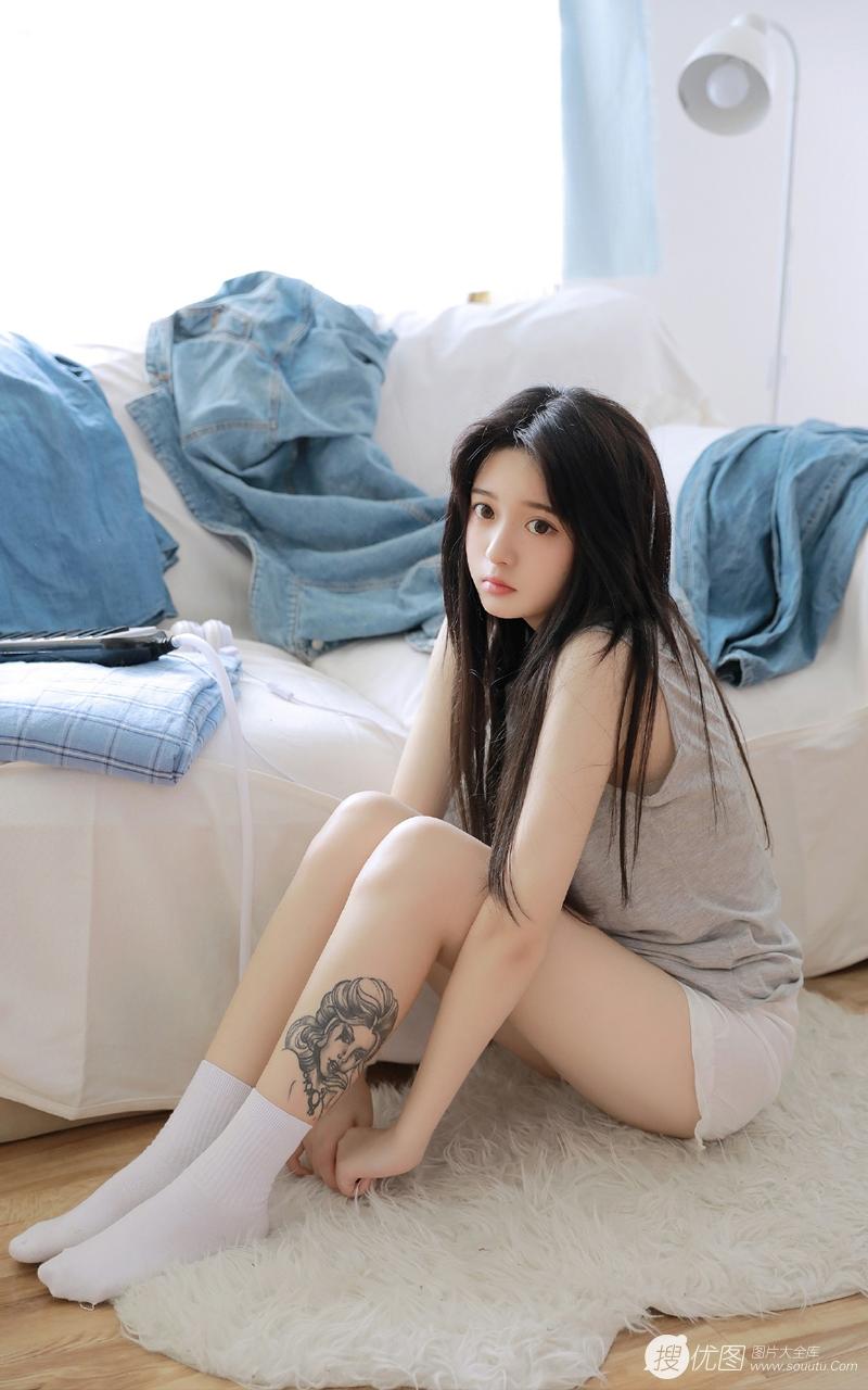 百灵鸟和隐士_寓言故事