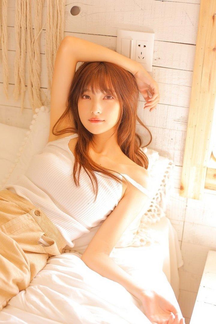 男人肉棒硬插我b 嗯啊慢点