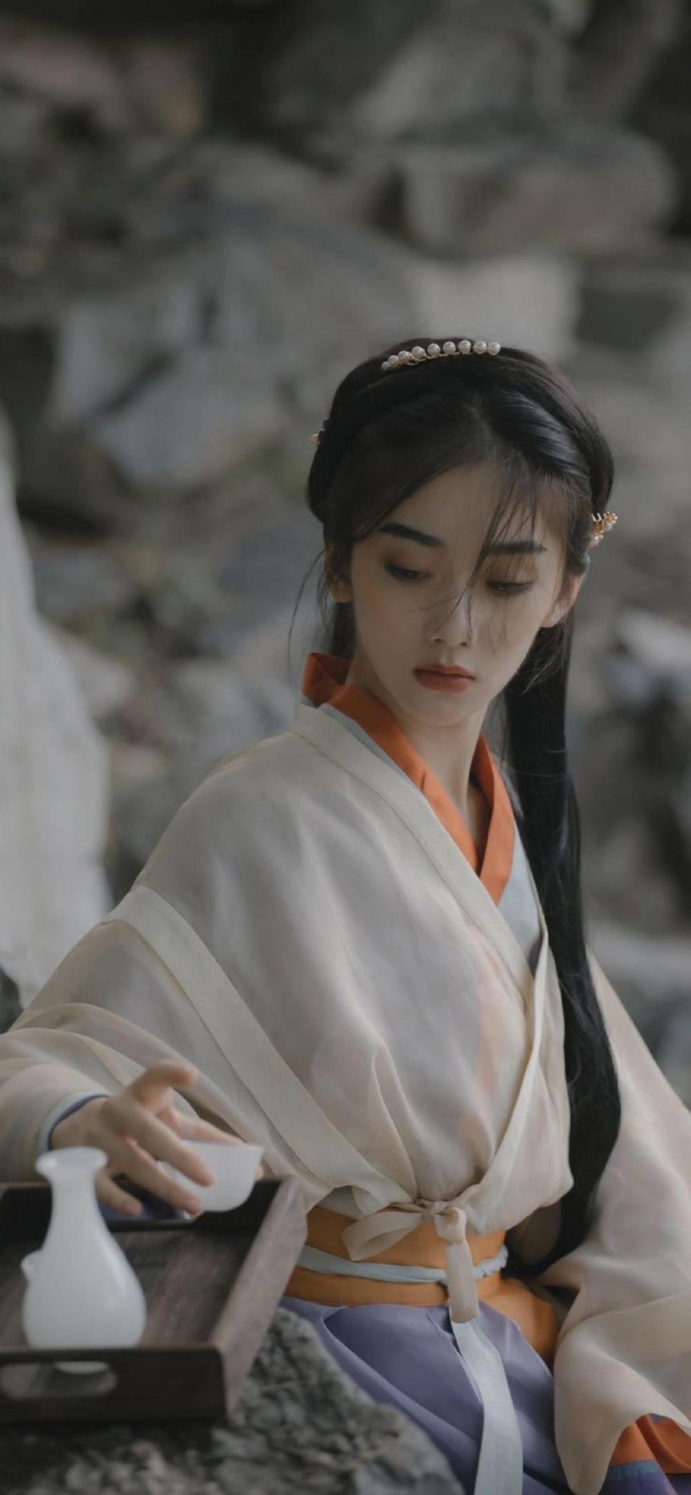 与高干女儿的隆重婚礼，败在女上司手里