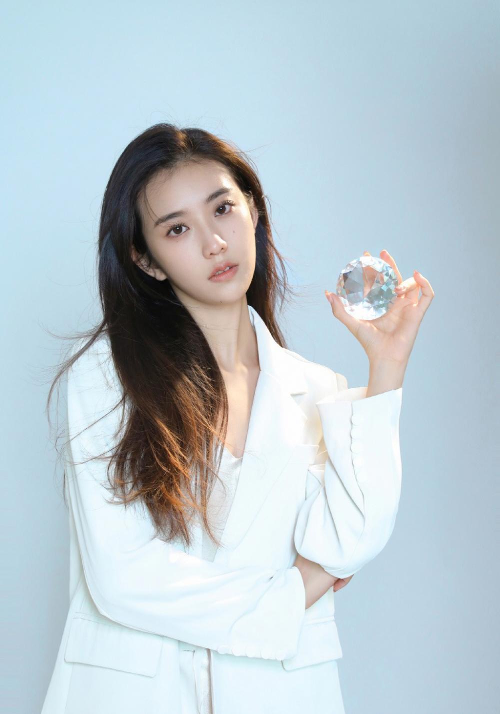 老婆30岁不能怀孕，情人21岁帮他怀上了！