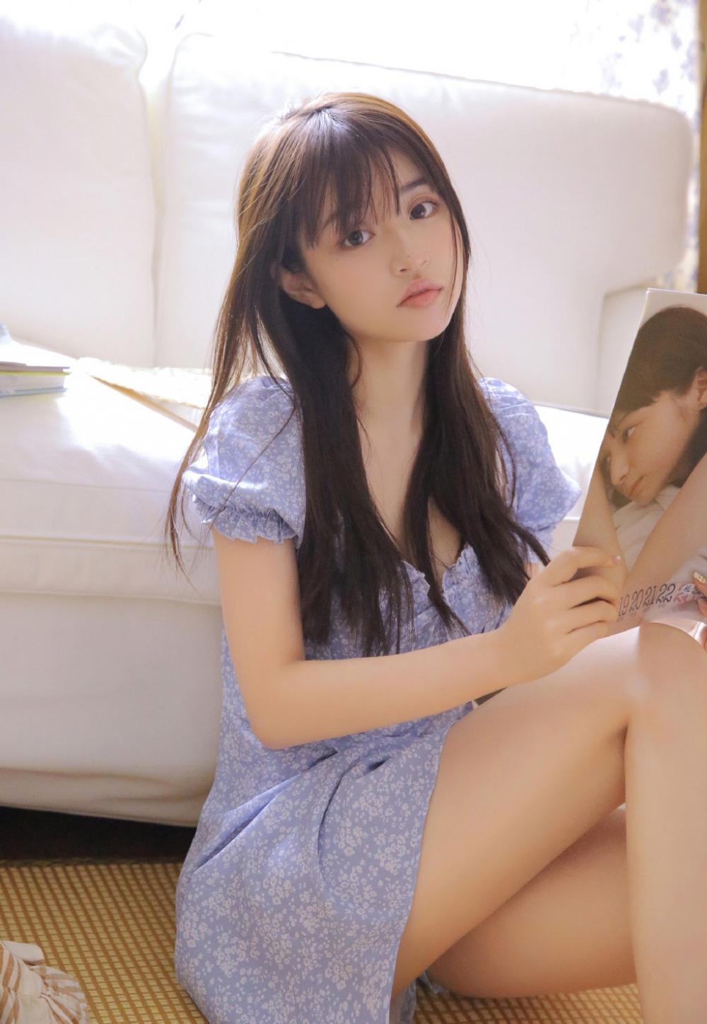 我把我兄弟妈妈睡了 儿子和后妈 妈妈帮我撸管