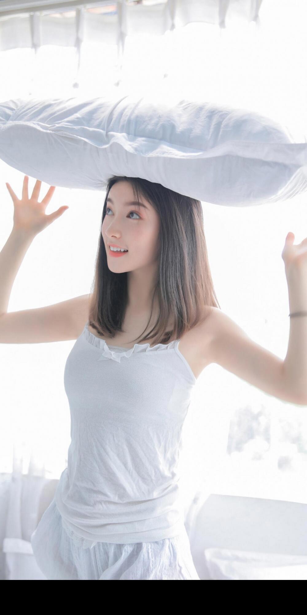 情感口述实录:18岁的我被变态男上司强暴后逼我做情人