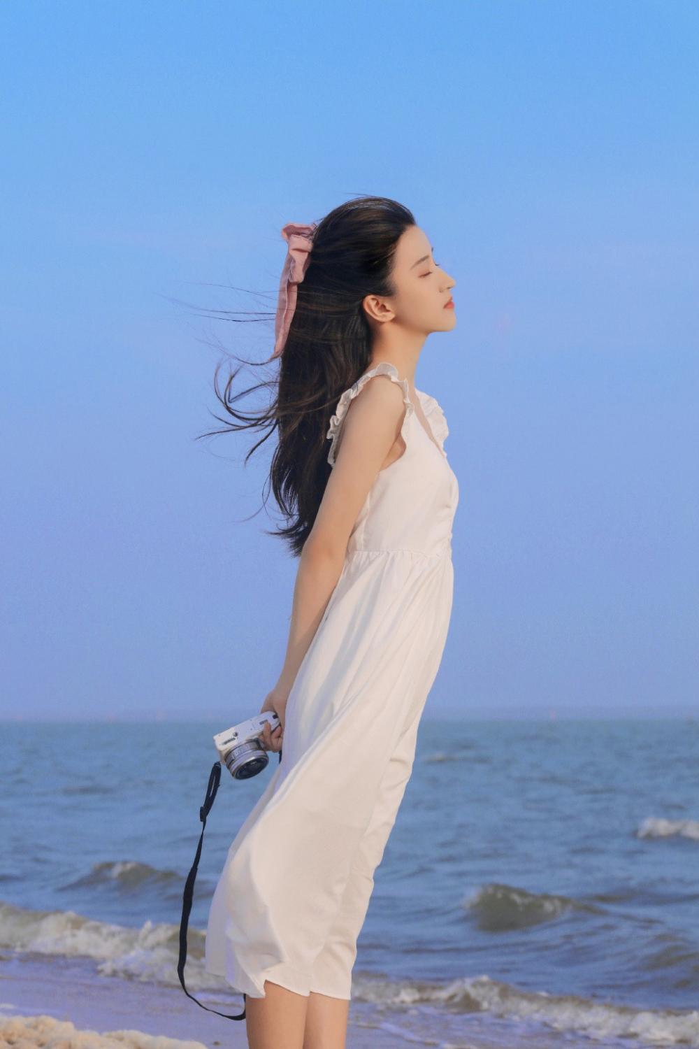 打开腿吃你的扇贝肉 女儿吃饭总是弄脏衣服