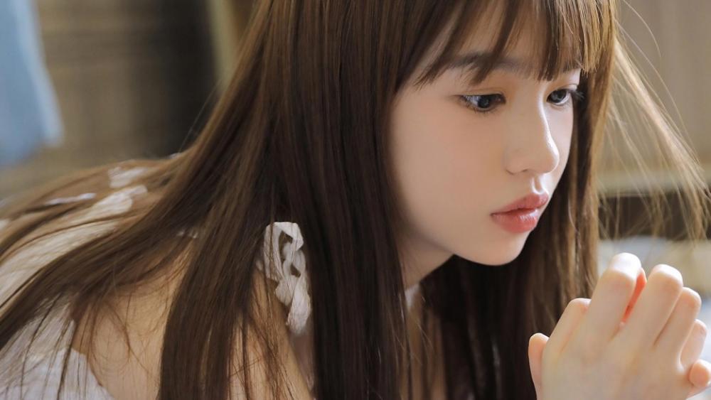 救精神病前妻 要抛弃善良现女友与她复婚吗