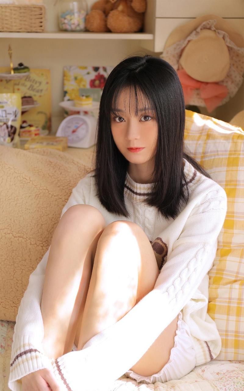老公看着弟媳喂奶眼睛发直