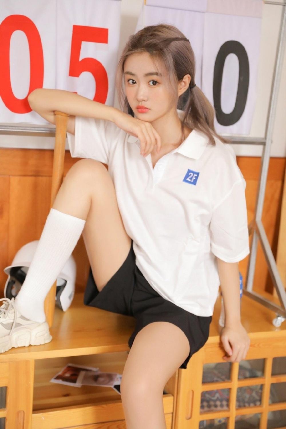 女朋友的闺蜜很让人烦 她真的很不会看眼色