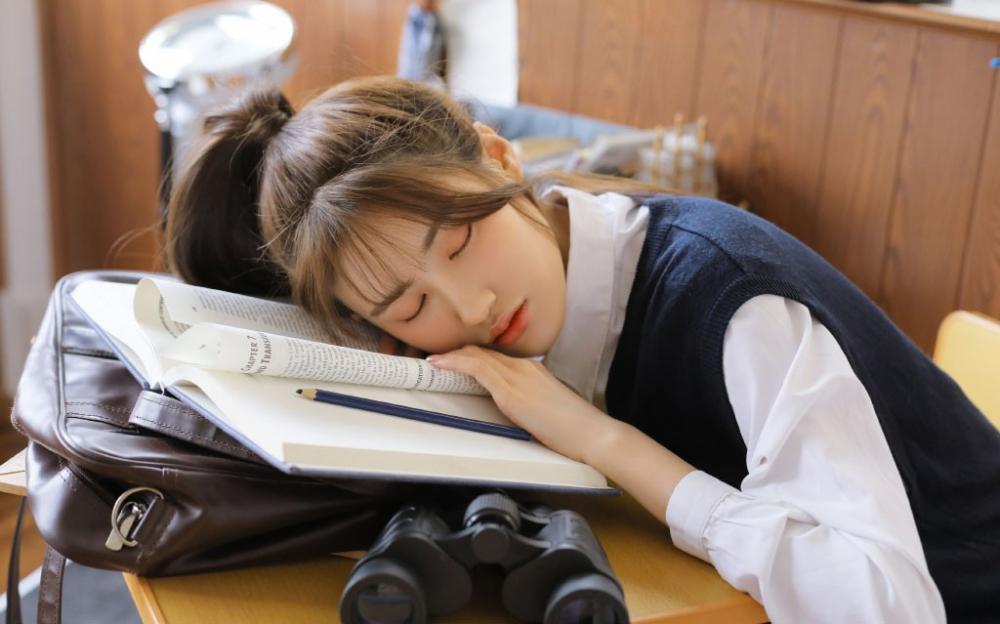 妻子出轨后，我跟丈母娘一同住，那天晚上她突然提一要求我懵了