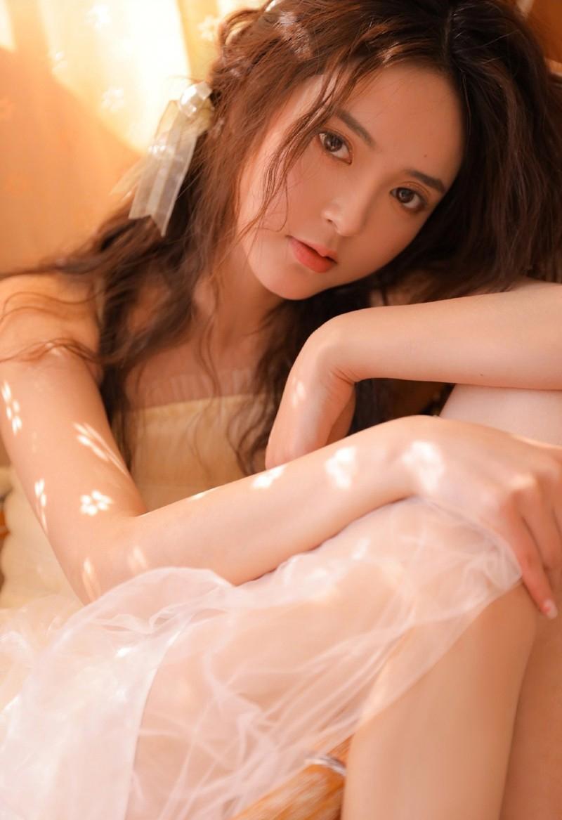 莫小涵你把卡丢下来啊