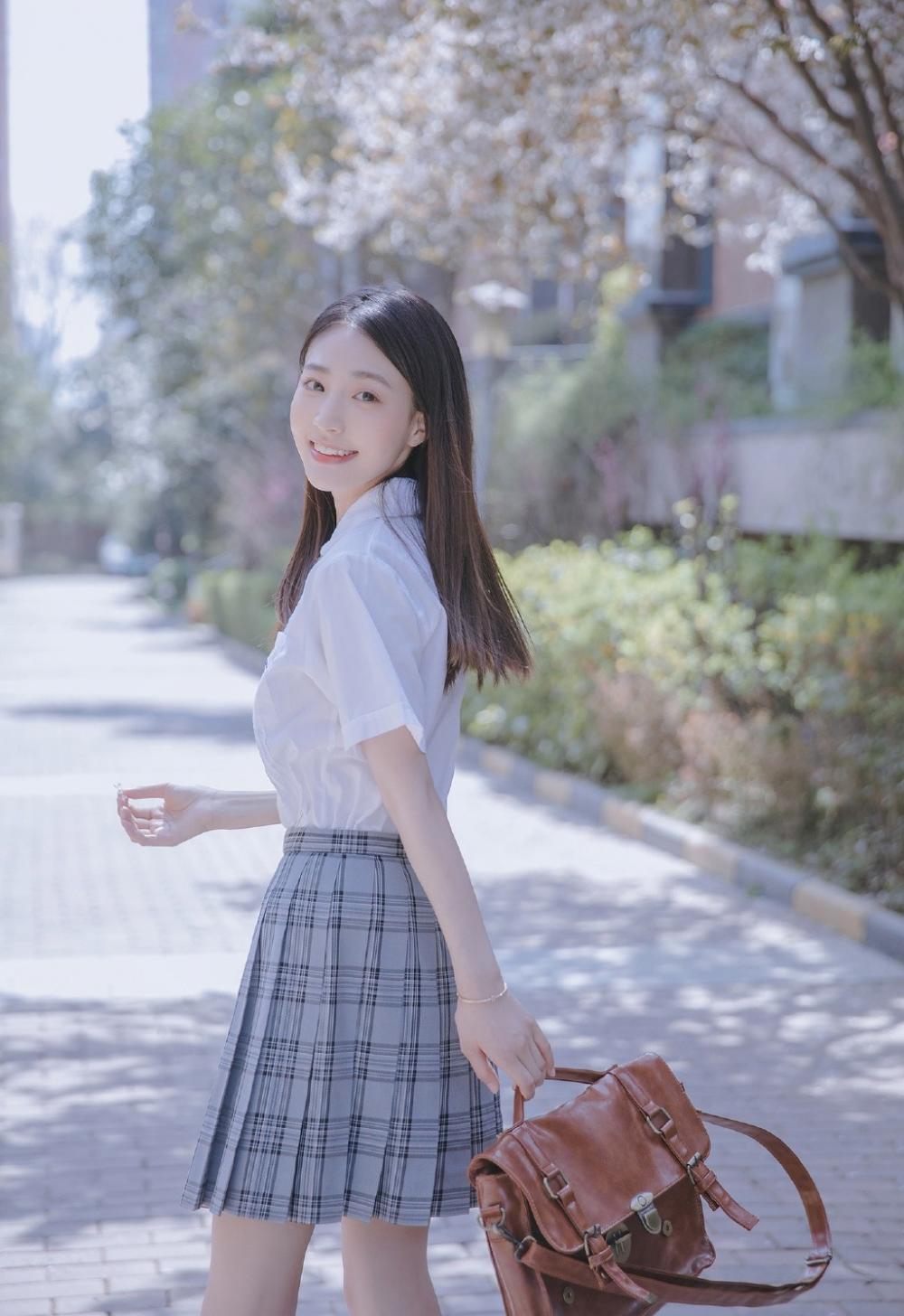 翁熄合集 强奸图片