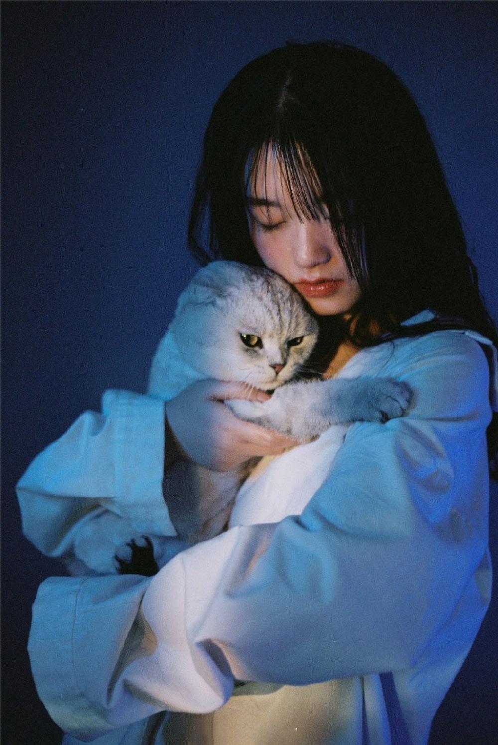 情书――至今为止，我写过两封手写情书。一封是给他，另一封还是