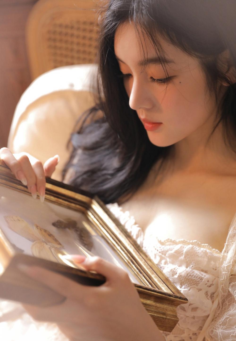 狗鞭入女人体内图 狗狗x了我两小时 裸睡被狗狗破了处