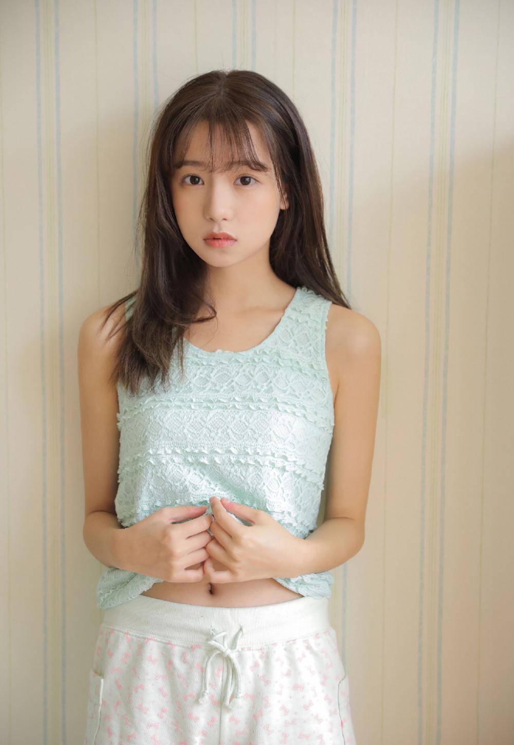 上空惊现上帝之手 云朵神似如来神掌令人望而生畏