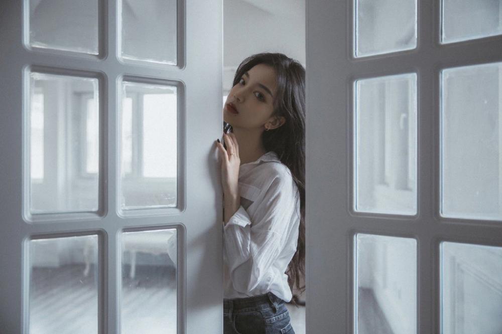 漂亮老婆从不做家务 还抱怨自己没嫁好