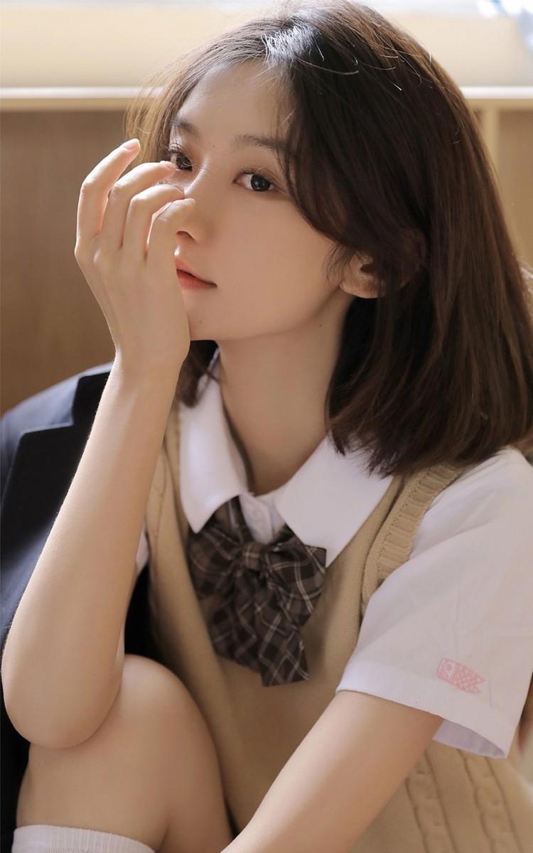 50岁的我艳遇丰满美少女