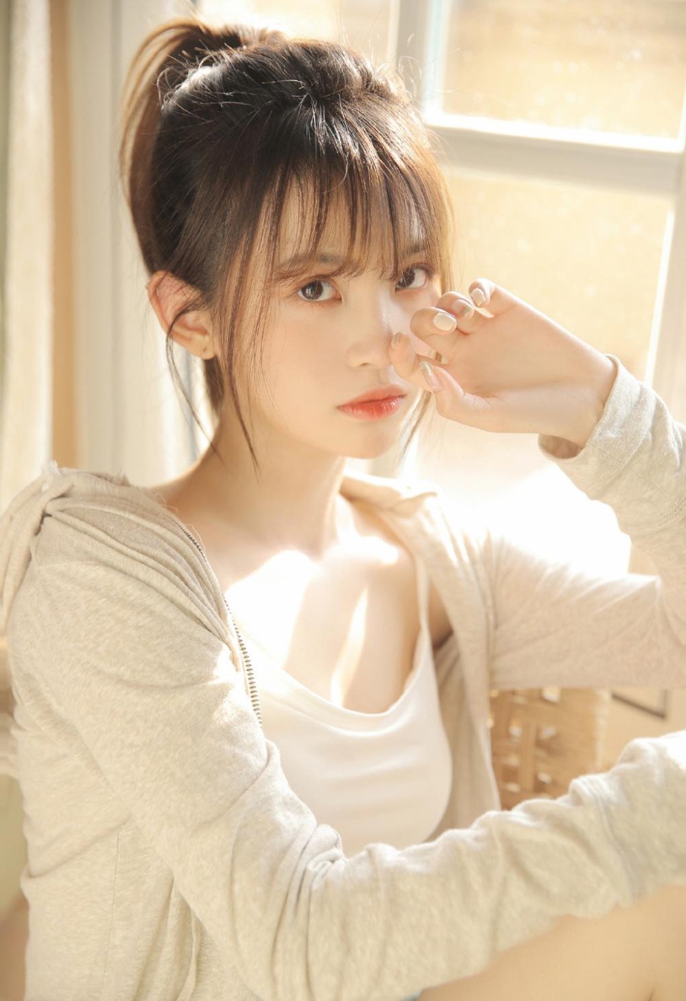 女子陷入了和保安畸形情爱中无法自拔