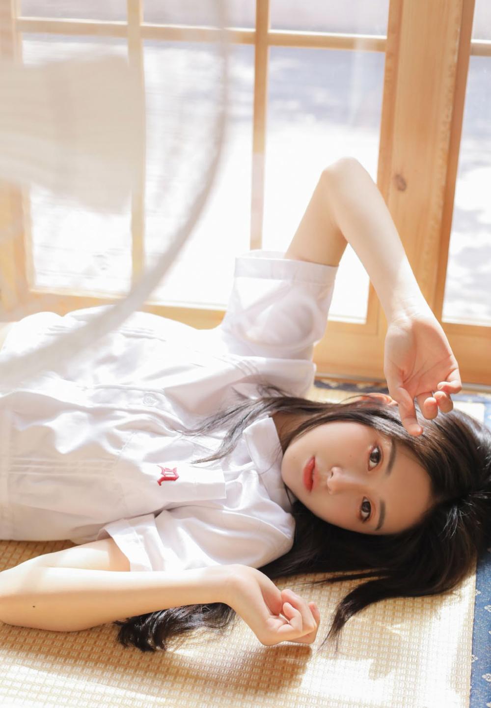 什么星座男生会悄悄看你？