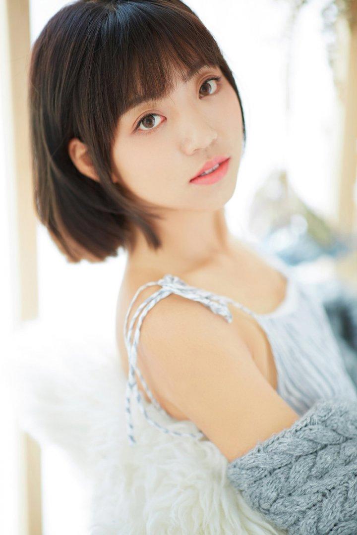 妈妈主动让儿子操 妈妈让我插她的花芯 啊那里好湿好甜