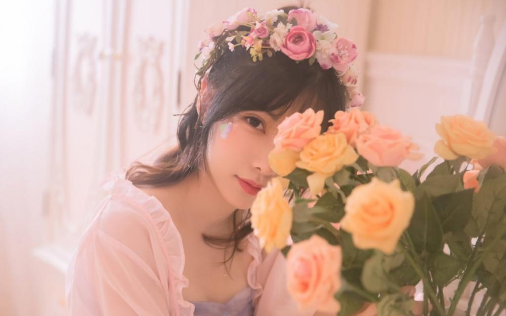 少女堕落竟因无意捡到成人用品