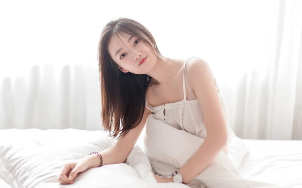 那晚面对心爱的女友献身给我我却拒绝了
