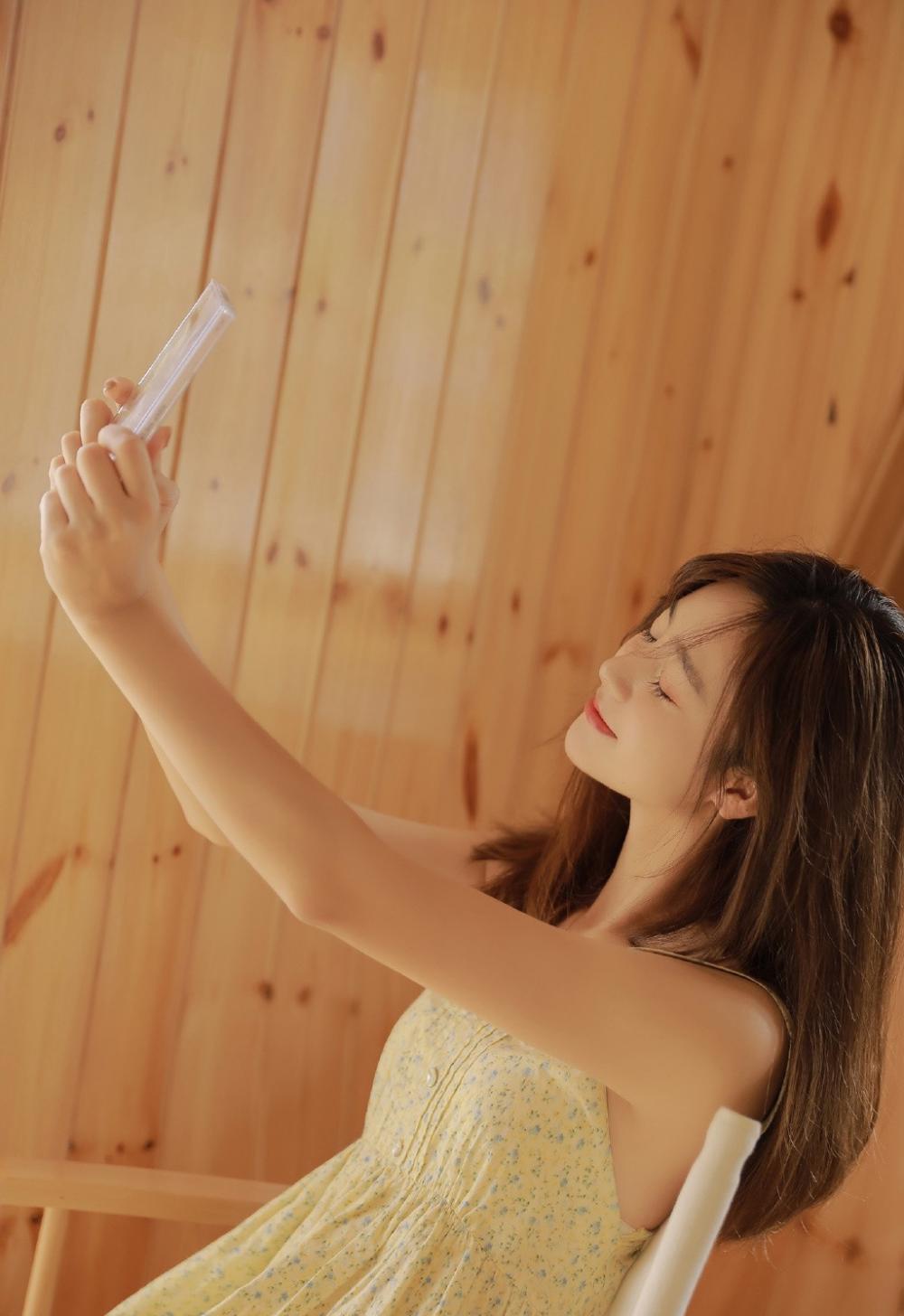 沉迷于感情骗子的花招里