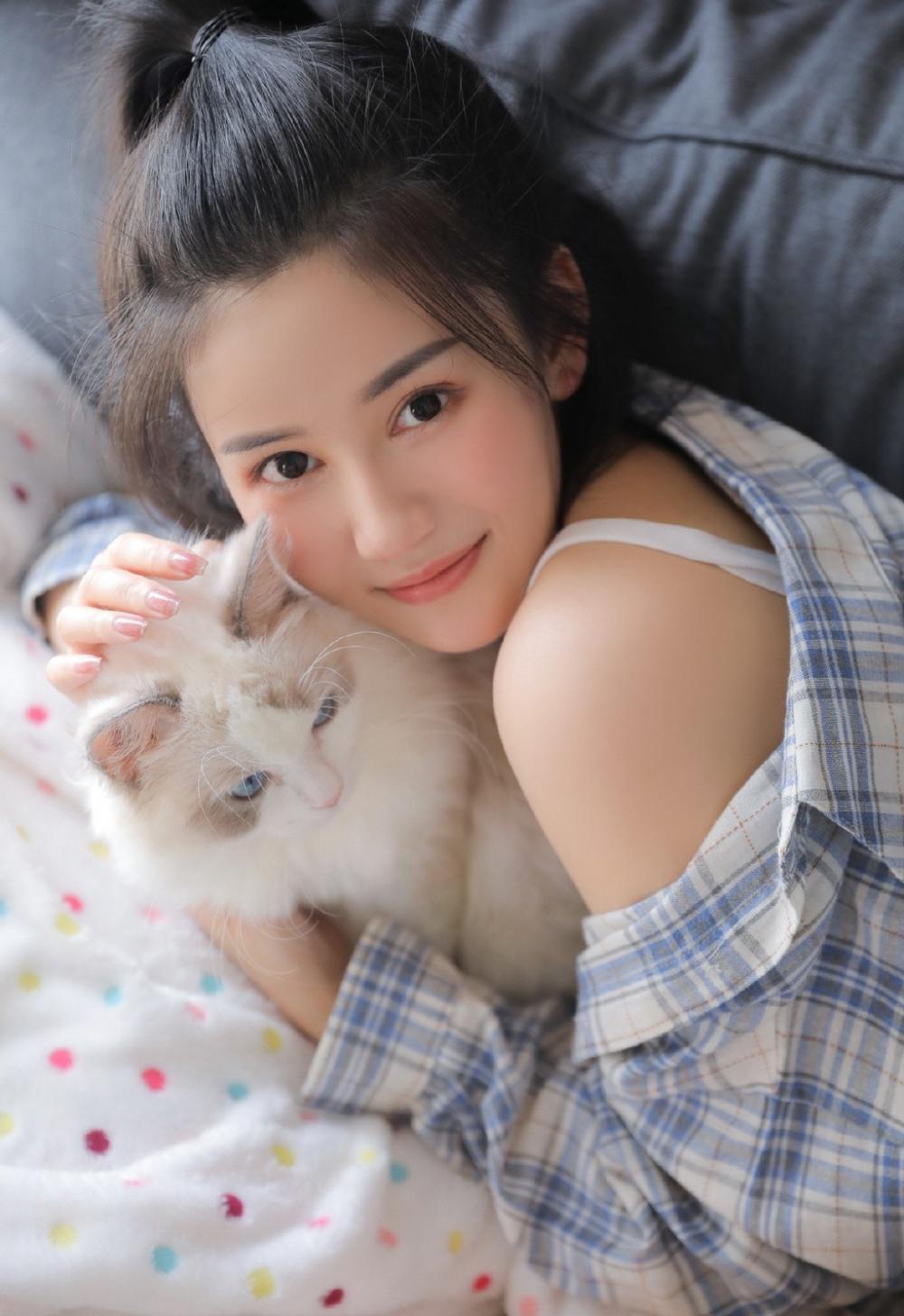 女朋友一生气就说分手，不合适，然后删除所有联系方式，这样的人，以后生活能安逸吗？