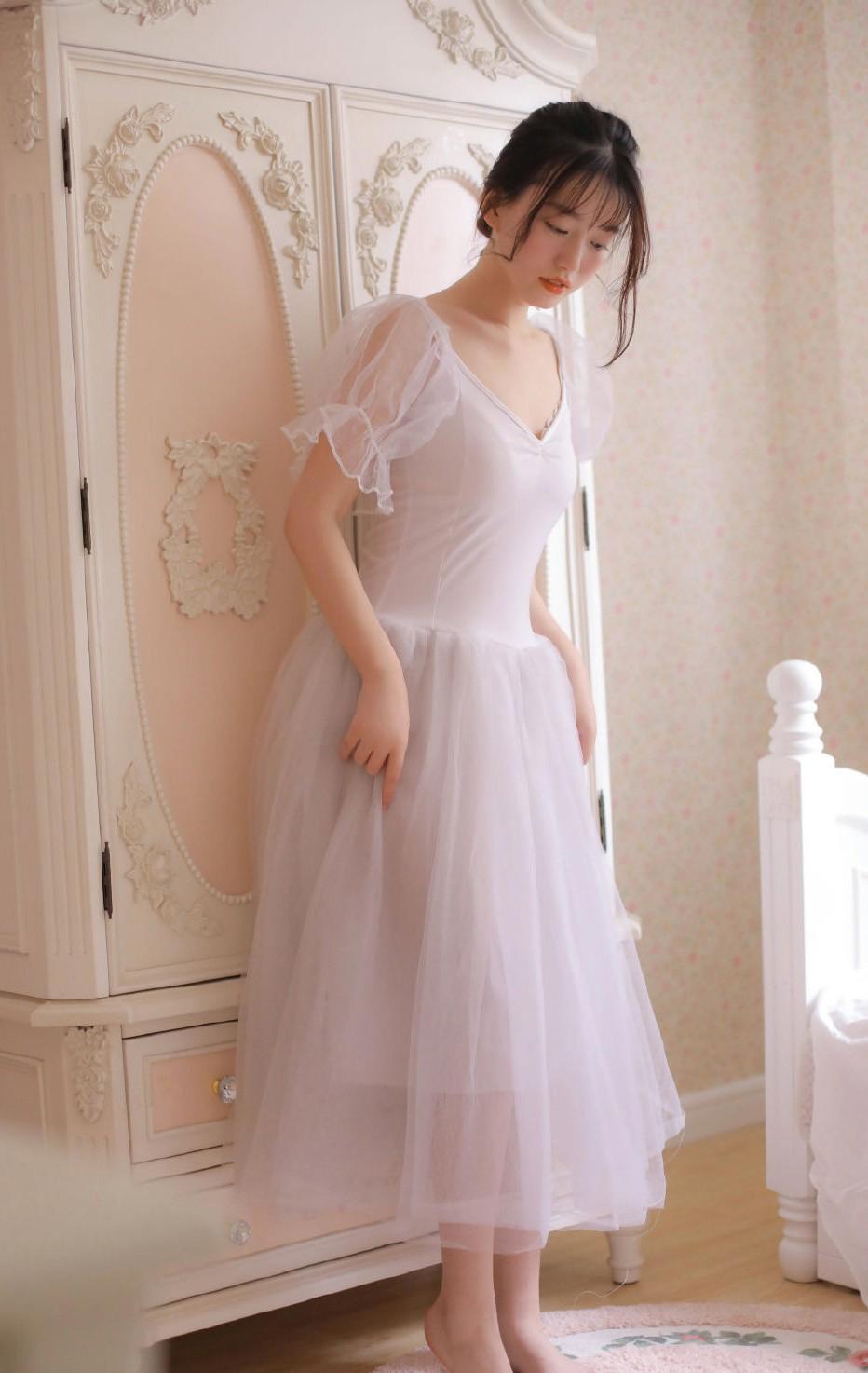 男人穿插女人动态图片 嗯嗯舔得再深点喷